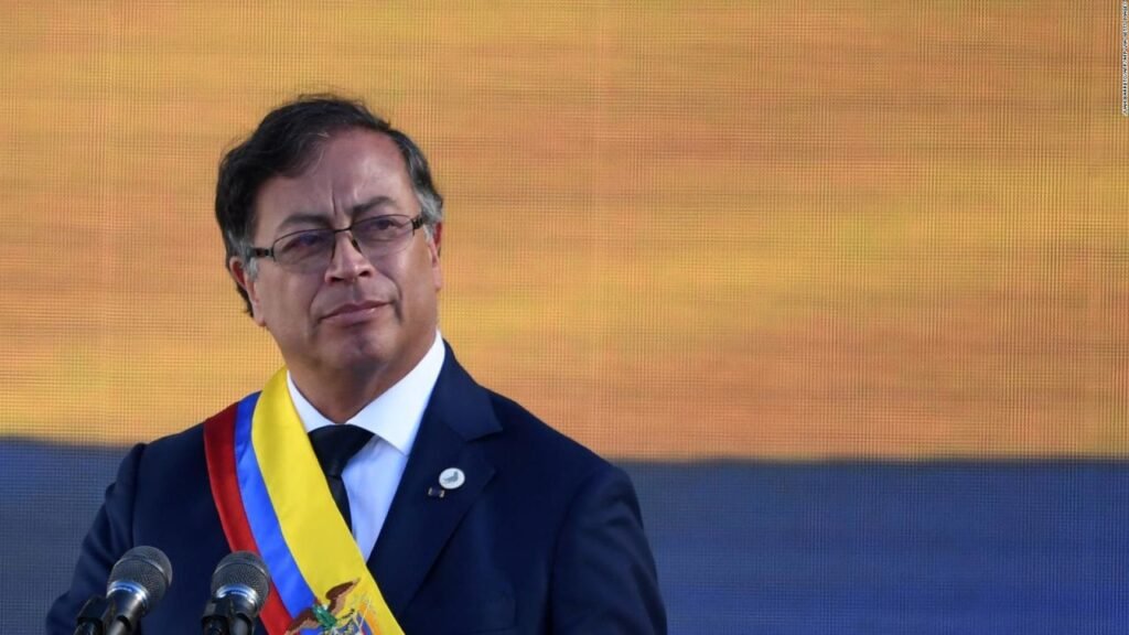 Colômbia eleva tributo sobre fortunas como parte do plano de saneamento fiscal